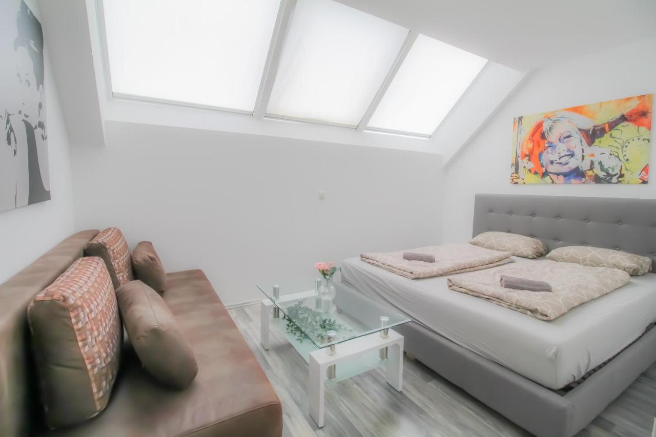 Private Triple Bedroom In Shared Apartment Dw171-4 Vienna Exterior photo